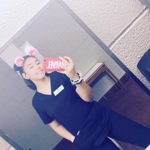Meet your Posher, Amelia